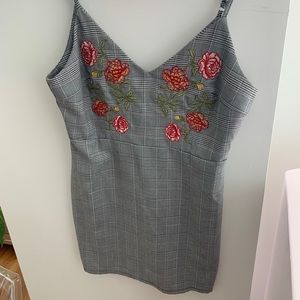 Checkered grey spaghetti strap dress with roses